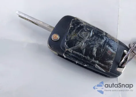 2011 Chevrolet Volt z USA, uszkodzony, nr VIN 1G1RD6E48BU103276